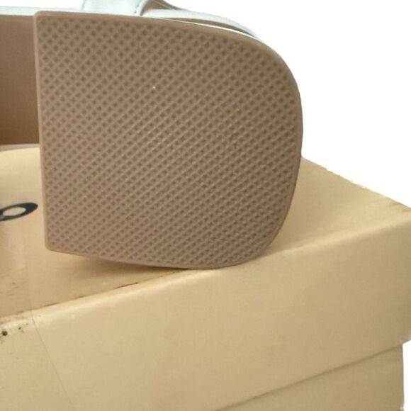 Soda Leila Bone PU Ivory Platform Shoes with Chunky Sole Women’s Size 6 Medium - Picture 12 of 15